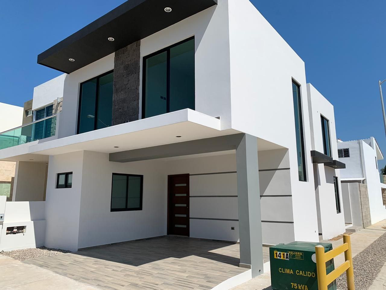 <span style="font-weight: bold;">CASA EN REAL DEL VALLE UBICADA EN COTO 15</span>&nbsp;