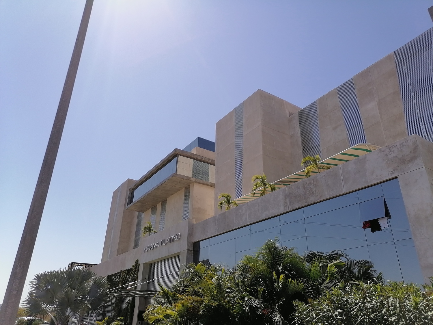 <span style="font-weight: bold;">PRECIOSO CONDOMINIO EN MARINA PLATINO PLANTA BAJA $15,000.00 MENUSALES&nbsp;</span>